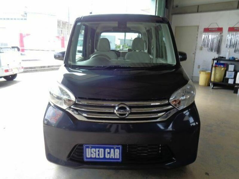 NISSAN DAYZ ROOX