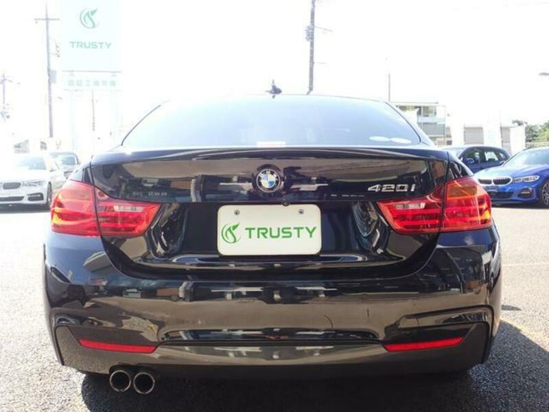 4 SERIES
