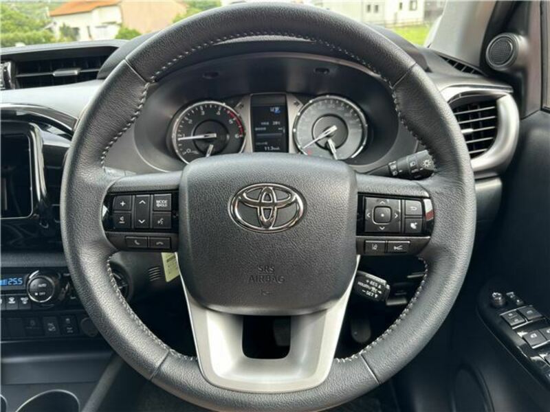 HILUX