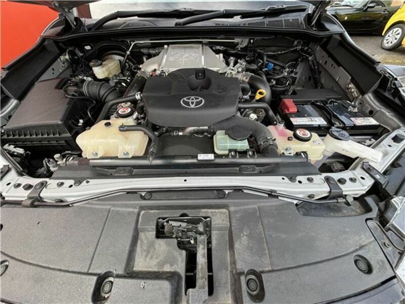 HILUX