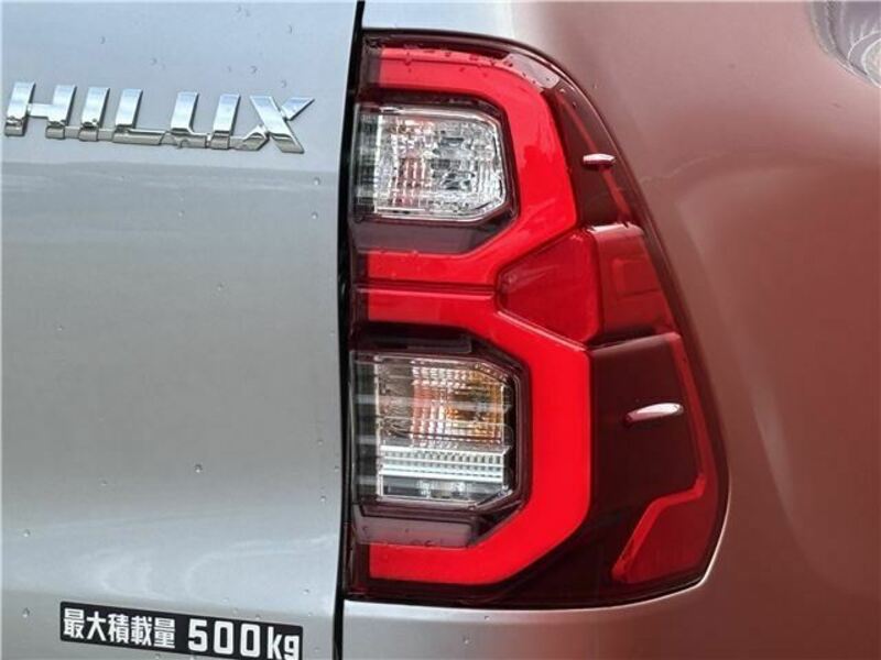 HILUX