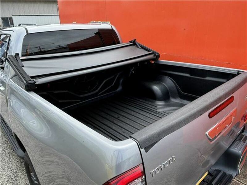 HILUX