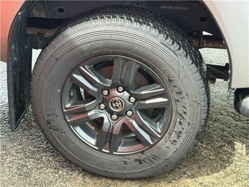 HILUX
