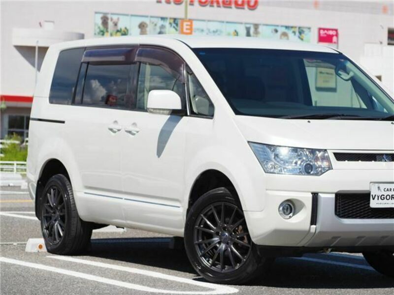 DELICA D5