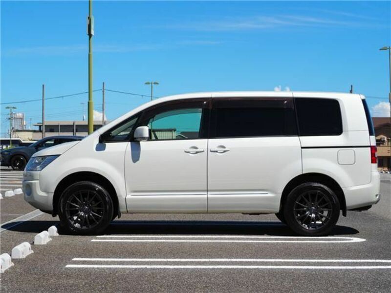 DELICA D5