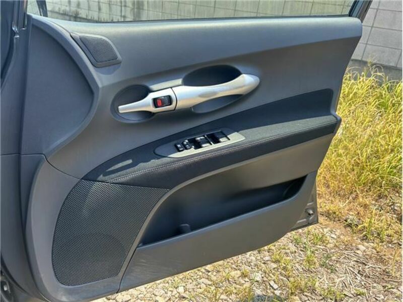 AURIS