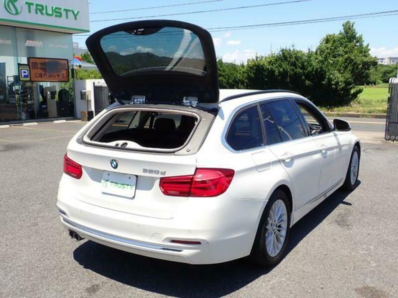 3 SERIES