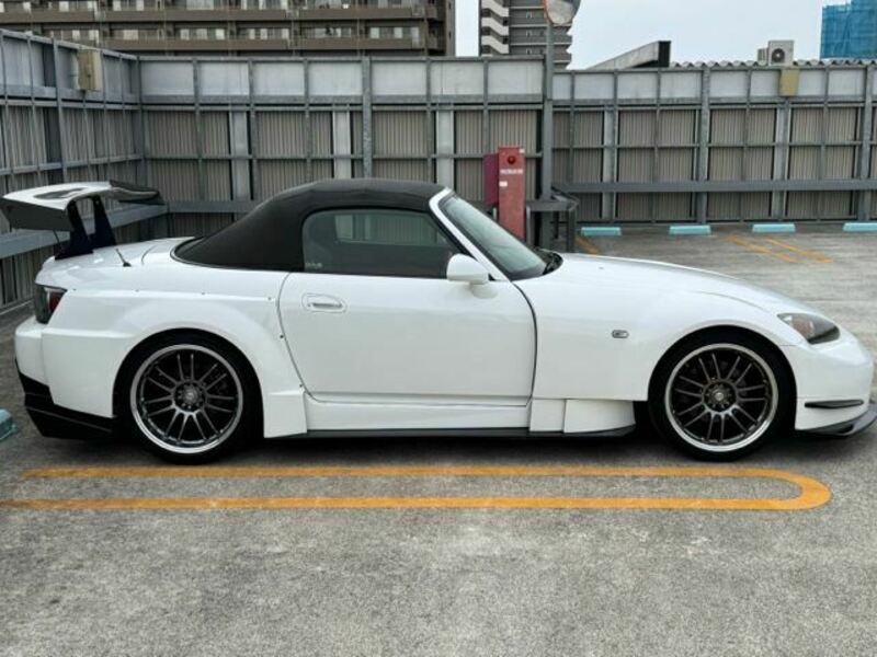 S2000