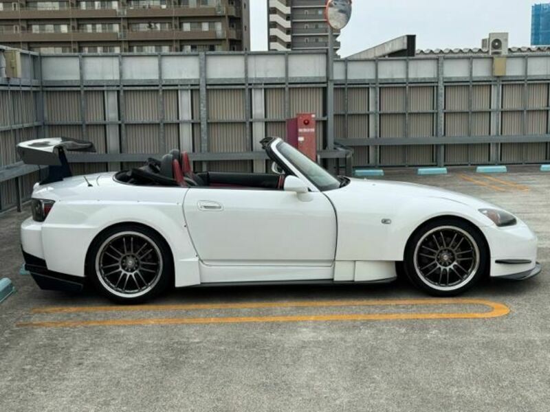 S2000