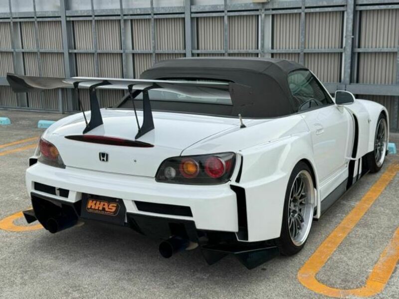 S2000