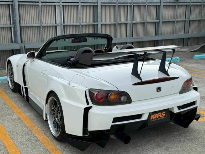 S2000