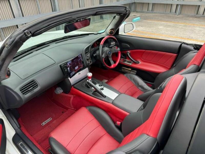S2000