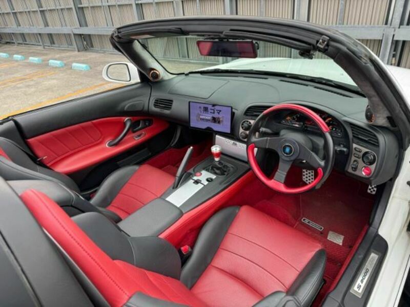 S2000