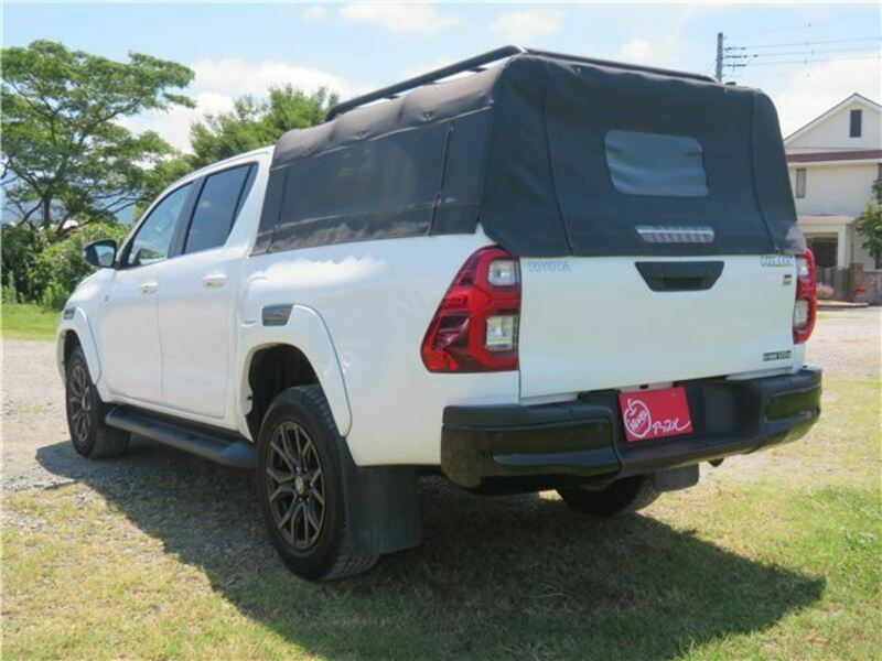 HILUX