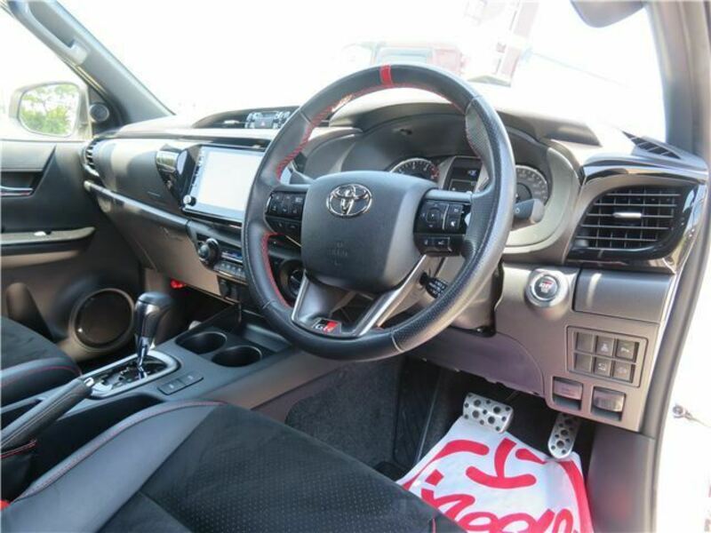 HILUX