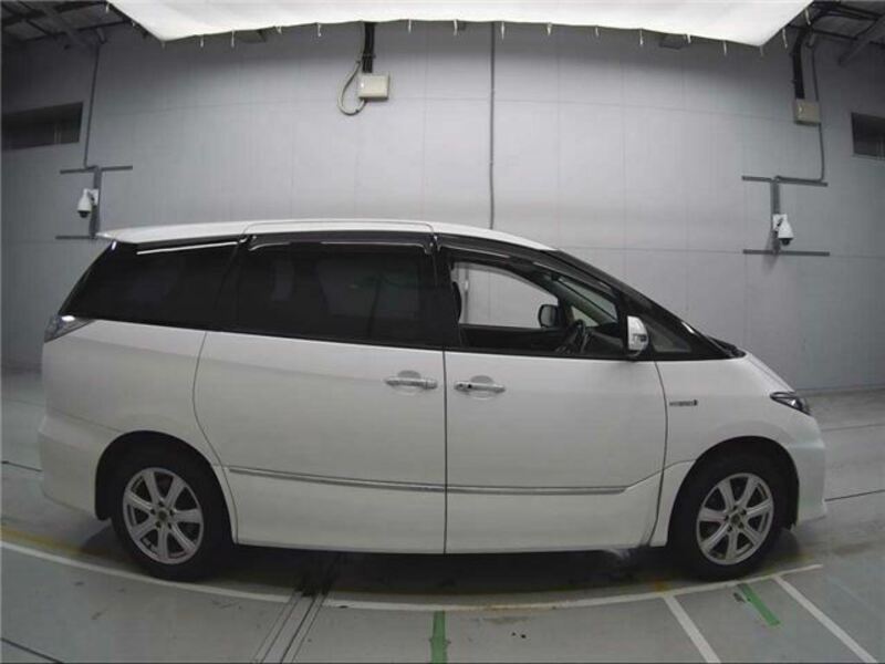 ESTIMA HYBRID
