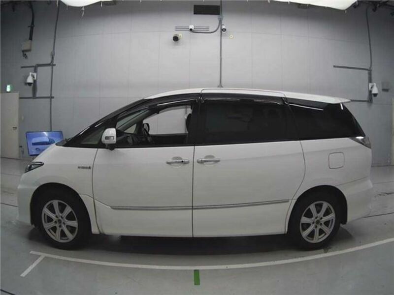 ESTIMA HYBRID