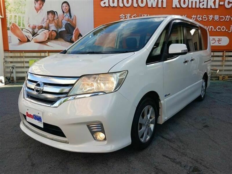 NISSAN SERENA