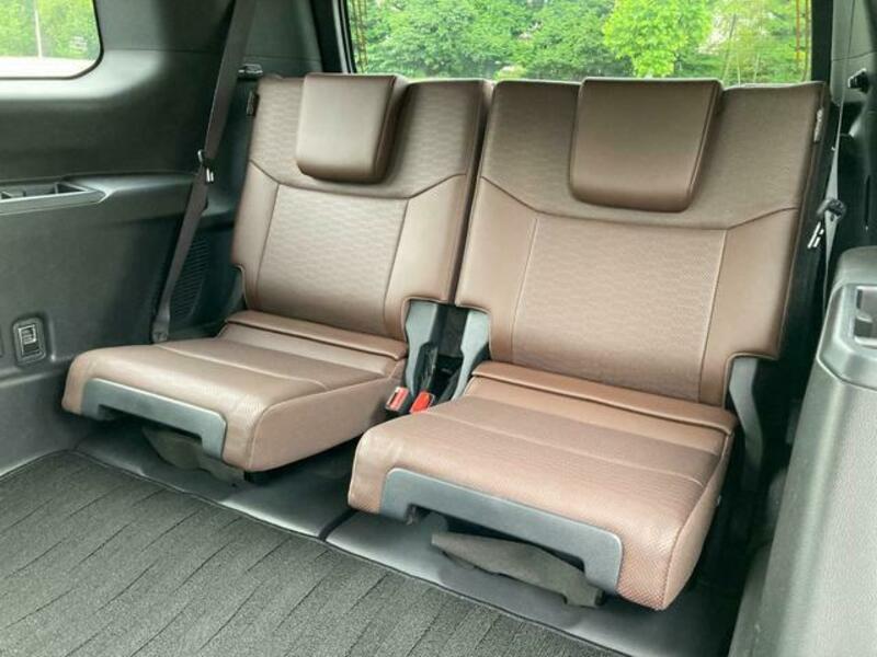 LAND CRUISER 250