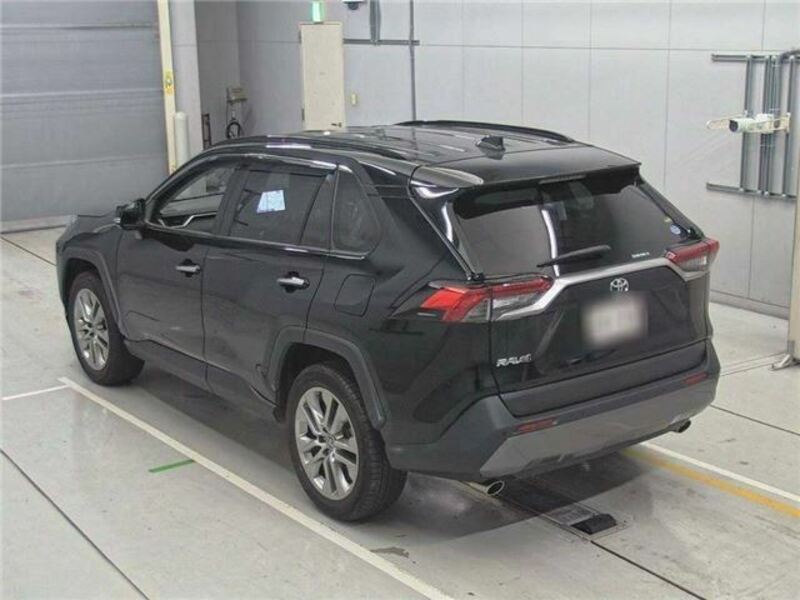 RAV4