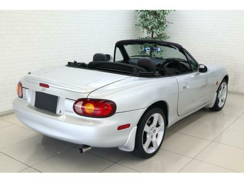 ROADSTER
