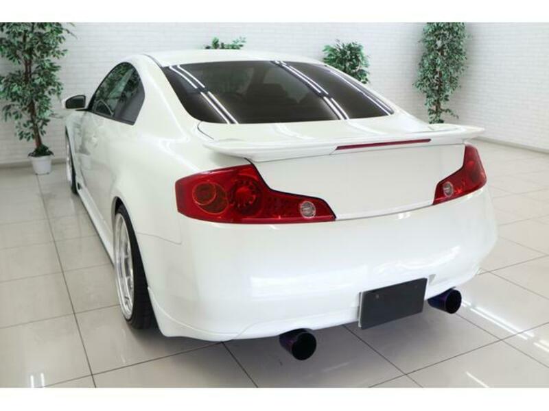 SKYLINE