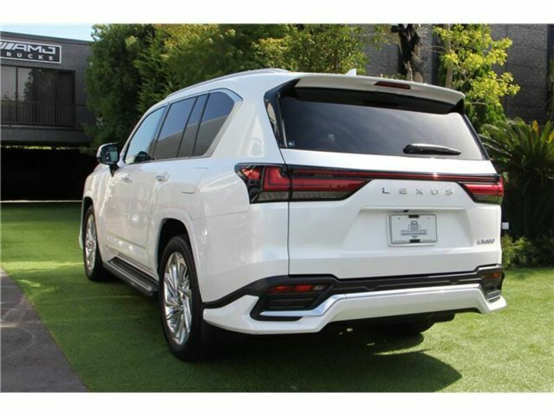 LX
