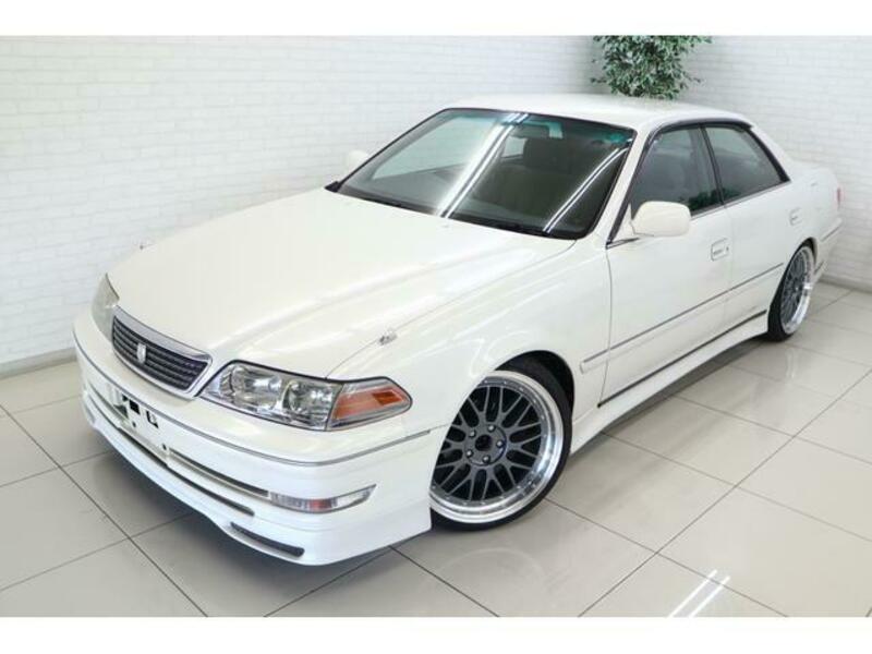 TOYOTA MARK II