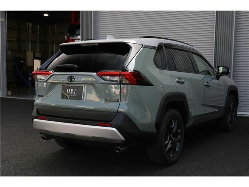 RAV4