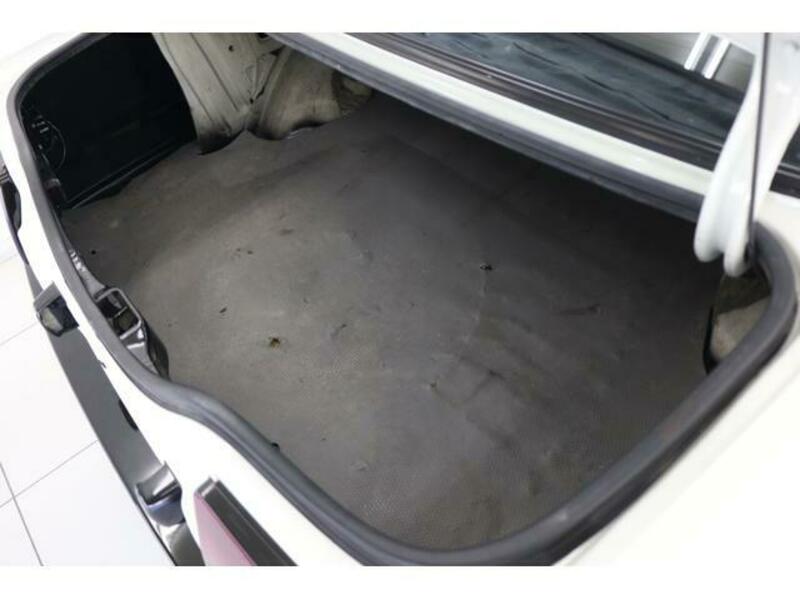 COROLLA LEVIN