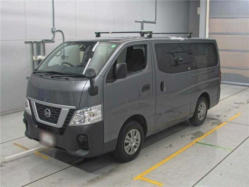 NV350 CARAVAN-0