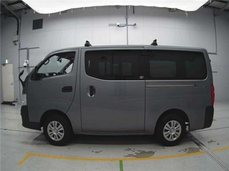 NV350 CARAVAN