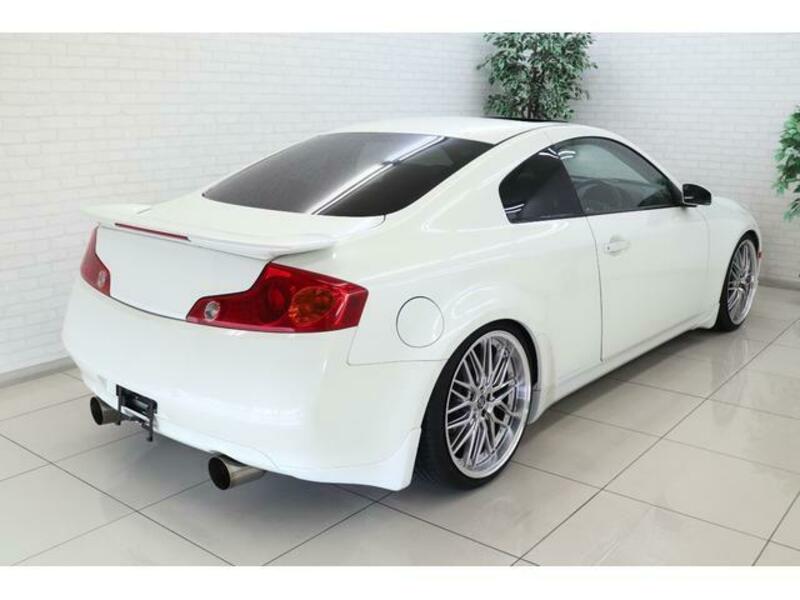 SKYLINE