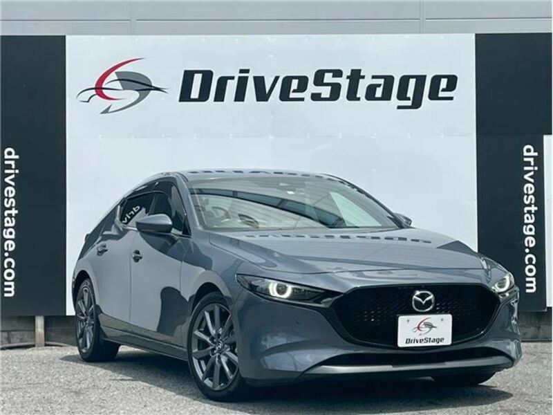 MAZDA3