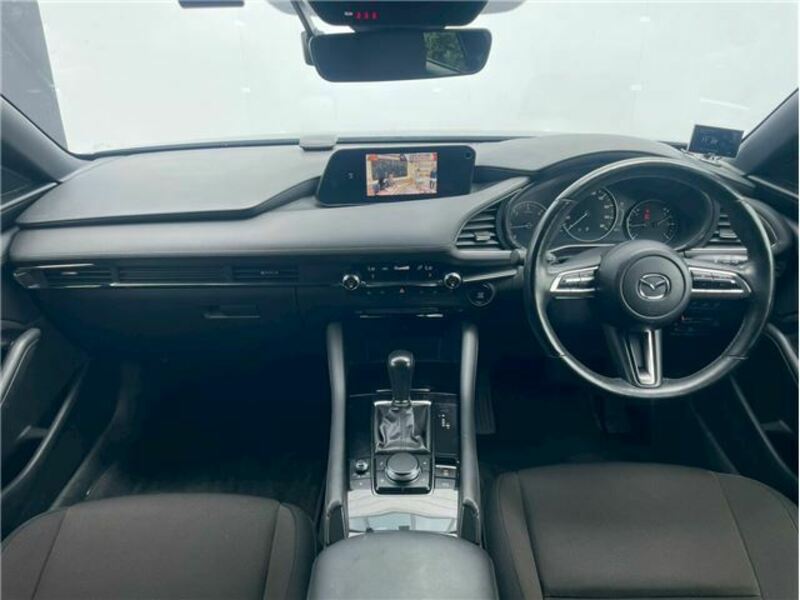 MAZDA3