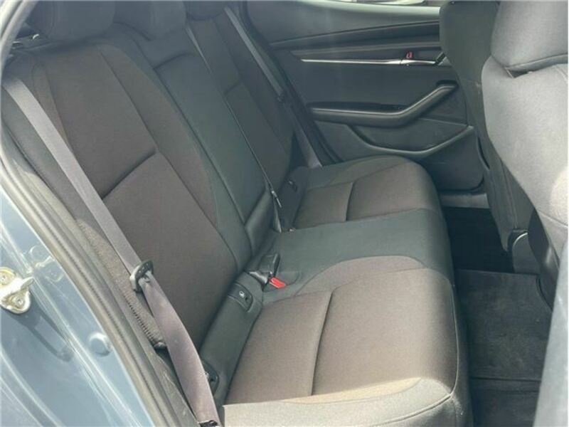 MAZDA3