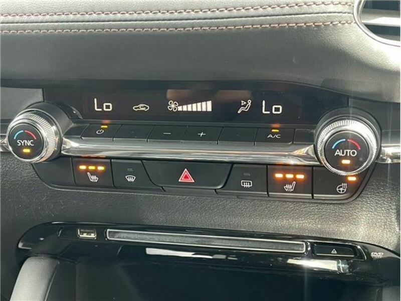 MAZDA3