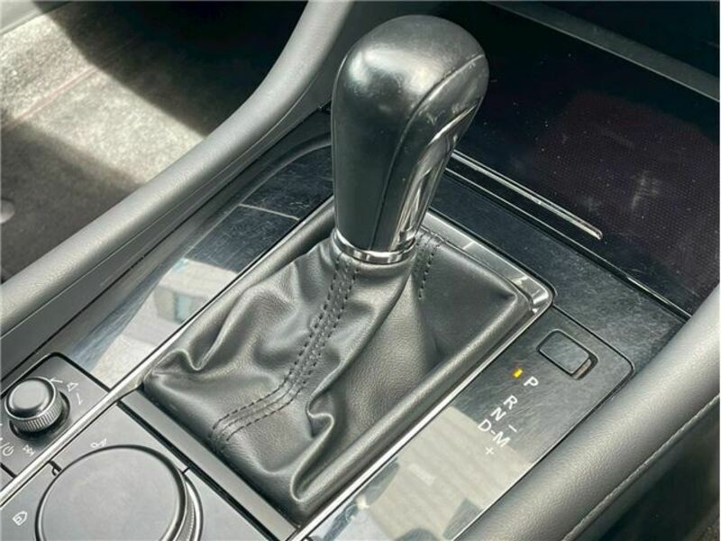 MAZDA3