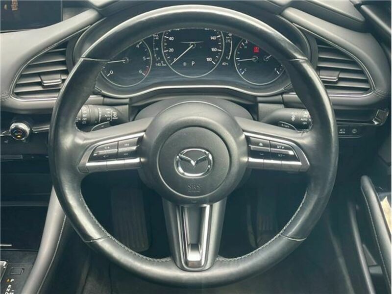 MAZDA3