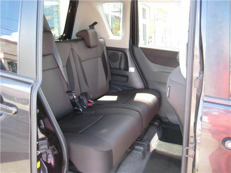 DELICA D2