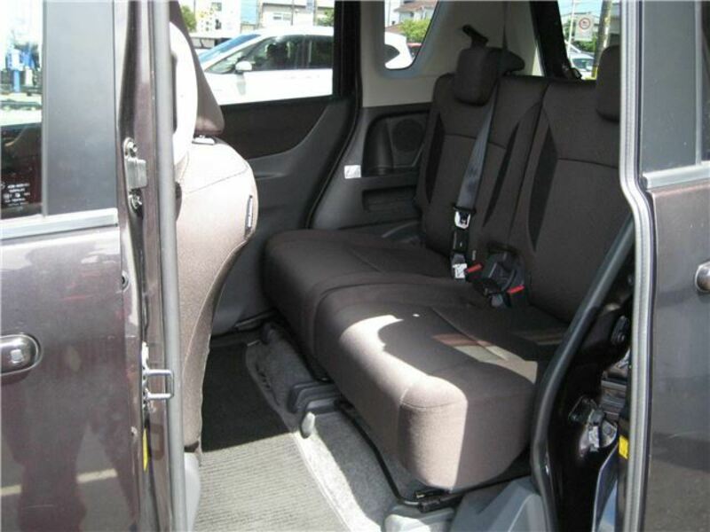 DELICA D2