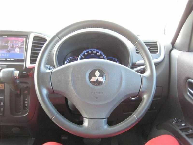DELICA D2