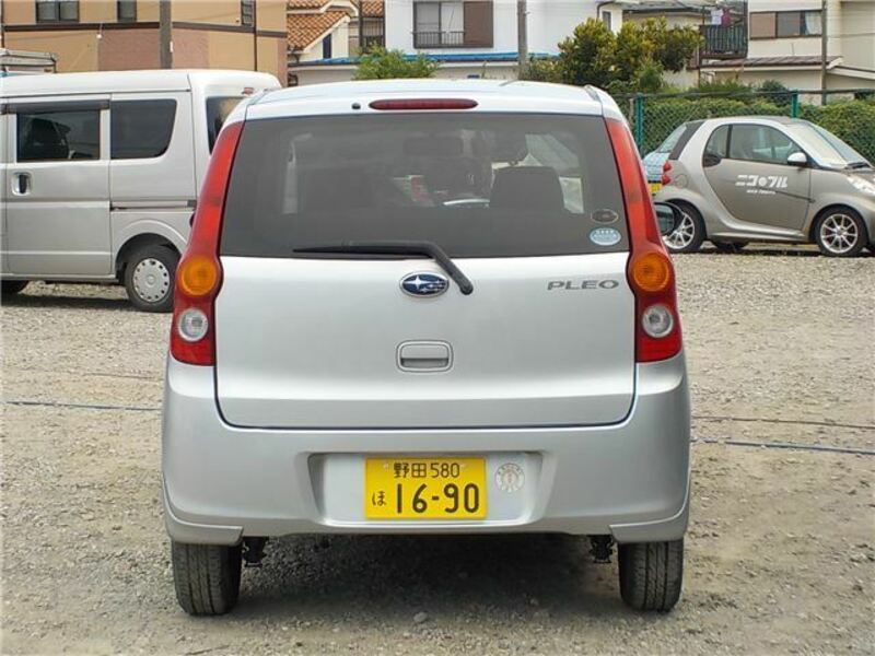 PLEO