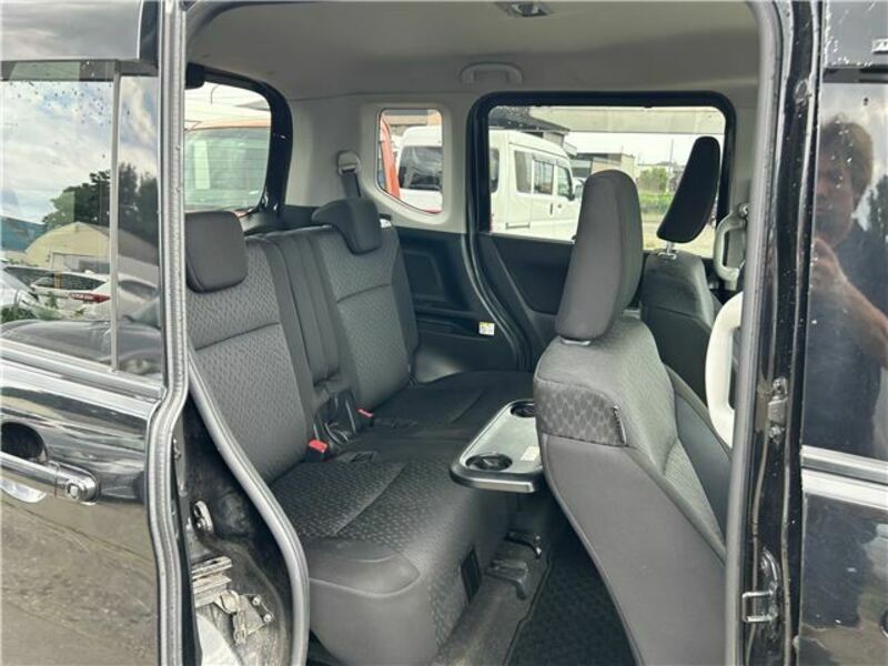 DELICA D2