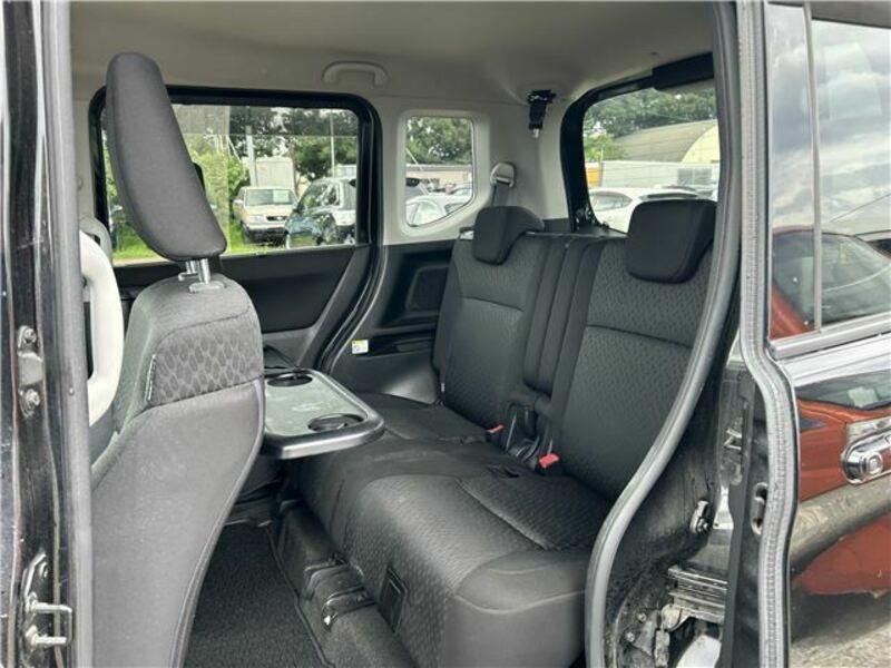 DELICA D2