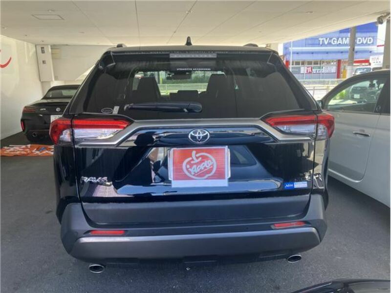 RAV4