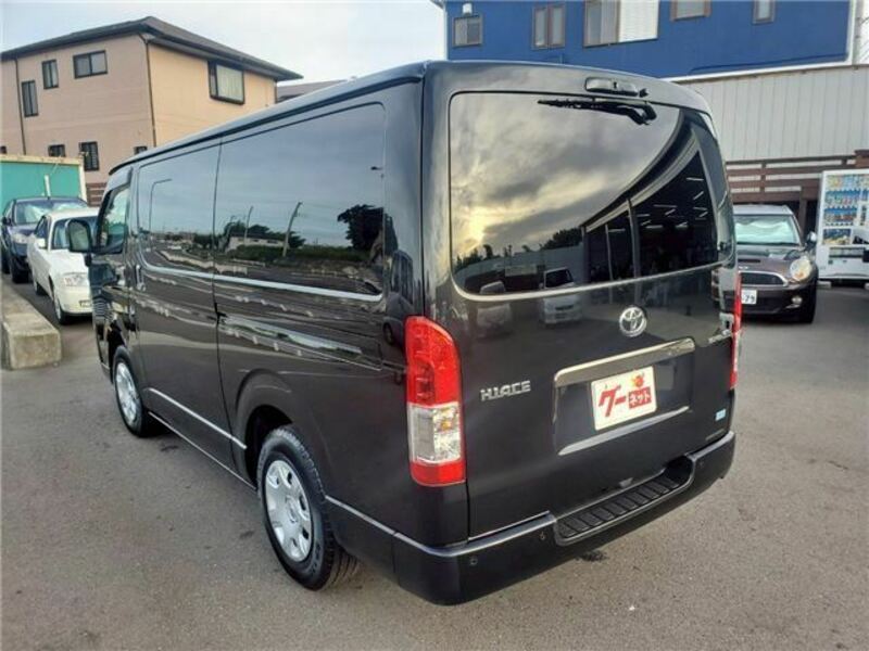 HIACE