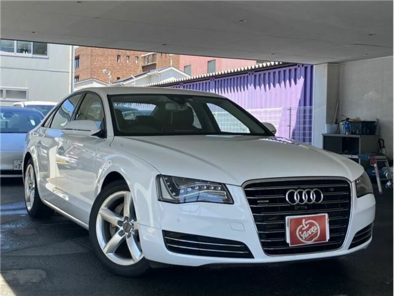 AUDI A8