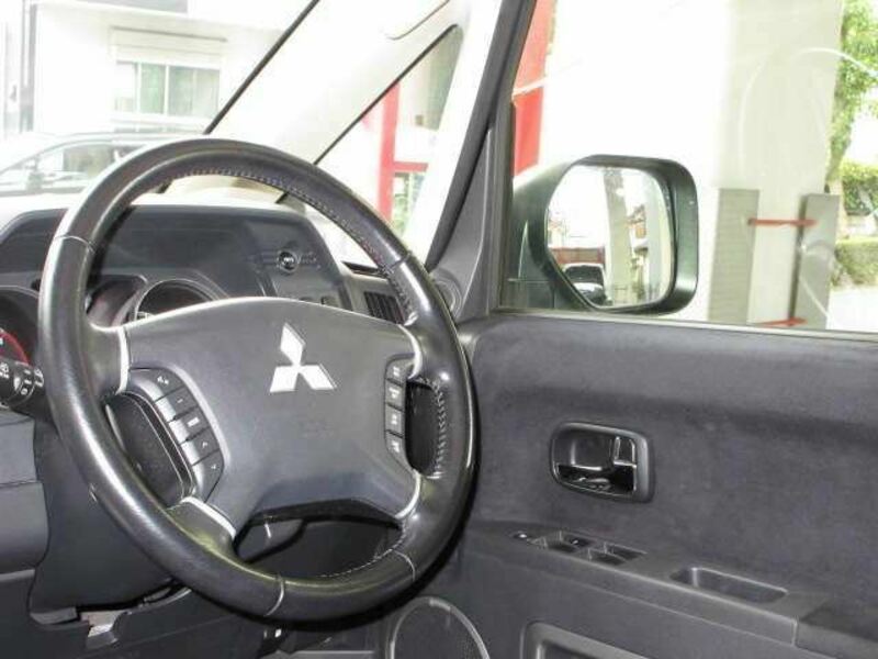DELICA D5