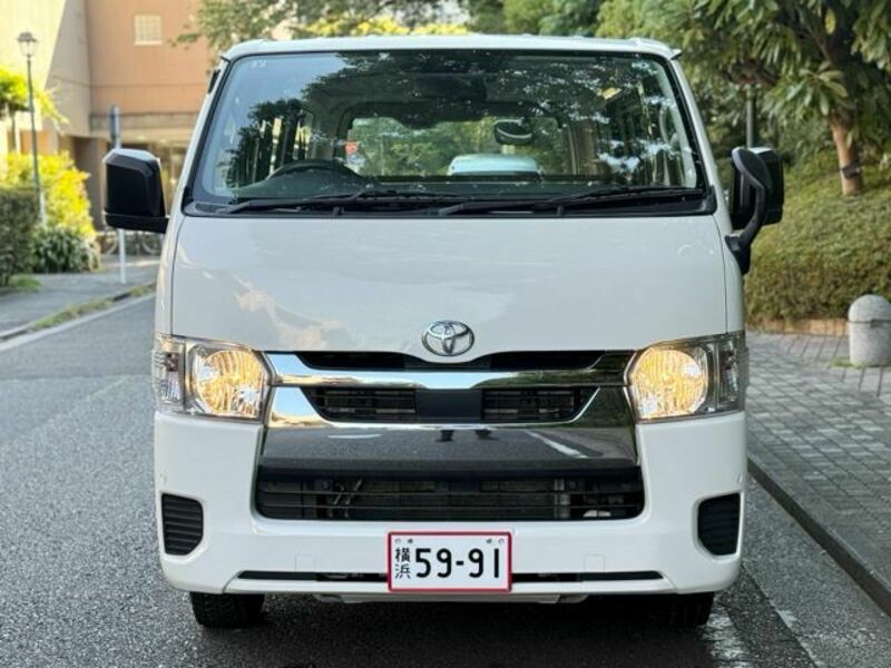 HIACE VAN